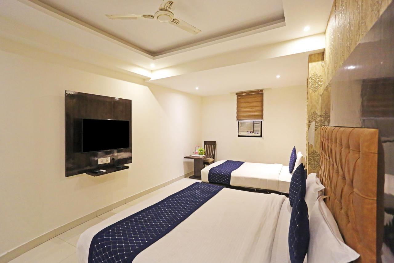 Hotel Iconic Near Delhi Igi International Airport New Delhi Extérieur photo